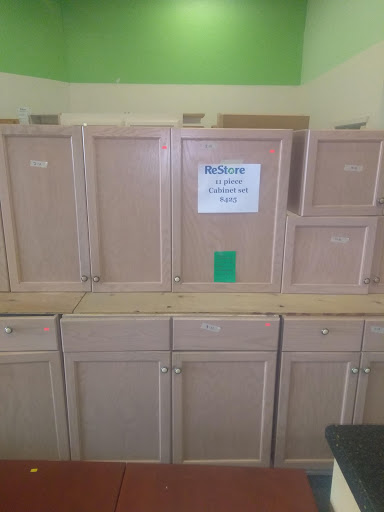 Thrift Store «Solano-Napa Habitat for Humanity Restore», reviews and photos