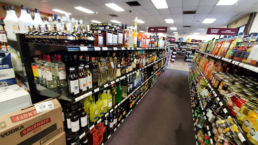 Liquor Store «West End Discount Liquors & Wines», reviews and photos, 2818 West End Ave, Nashville, TN 37203, USA