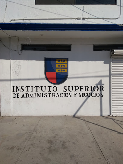 ISAN Instituto Superior de Administración y Negocios CAMPUS MADERO