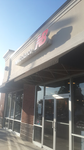 New Balance, 729 First Colonial Road, Virginia Beach, VA 23451, USA, 