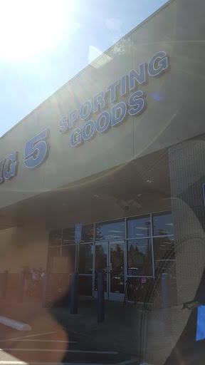 Sporting Goods Store «Big 5 Sporting Goods - McMinnville», reviews and photos, 2525 OR-99W, McMinnville, OR 97128, USA