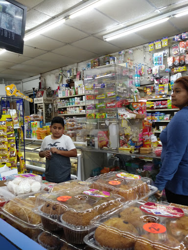 Grocery Store «Tenares Supermarket», reviews and photos, 494 Cranston St, Providence, RI 02907, USA