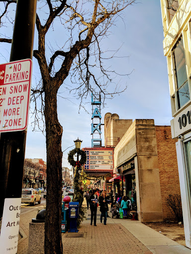 Movie Theater «Lake Theatre: Classic Cinemas», reviews and photos, 1022 Lake St, Oak Park, IL 60301, USA