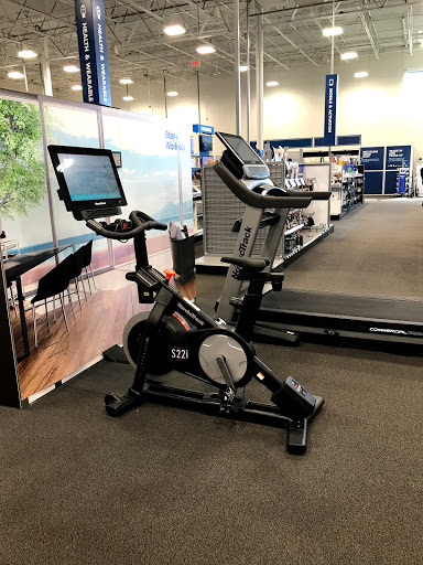 Electronics Store «Best Buy», reviews and photos, 2 International Dr, Danbury, CT 06810, USA