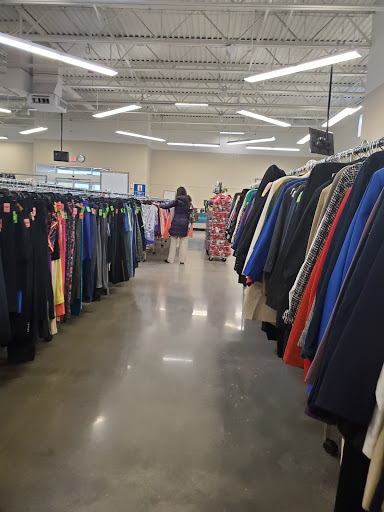 Non-Profit Organization «Goodwill Store & Donation Center», reviews and photos, 1201 W Washington Blvd, Chicago, IL 60607, USA