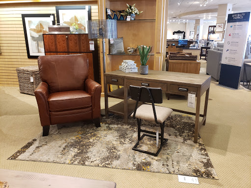 Furniture Store «La-Z-Boy Furniture Galleries», reviews and photos, 16011 South La Grange Road, Orland Park, IL 60467, USA
