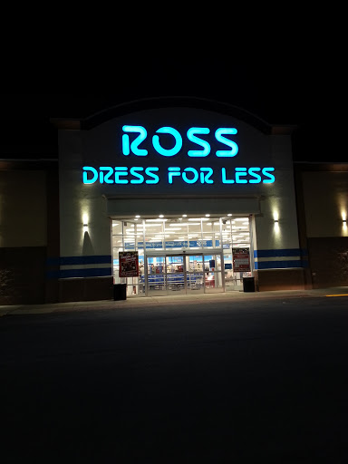 Clothing Store «Ross Dress for Less», reviews and photos, 257 N Weber Rd, Bolingbrook, IL 60490, USA