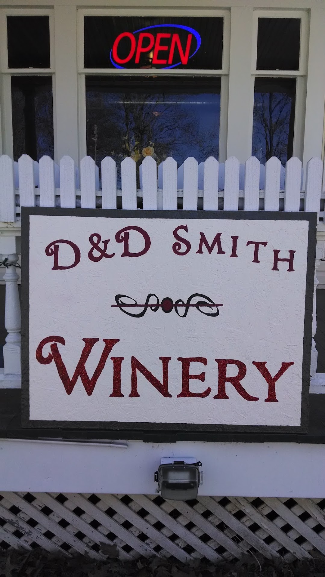 D & D Smith Winery LLC