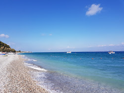 Ialysos beach II'in fotoğrafı geniş bir kıyı şeridi ile birlikte