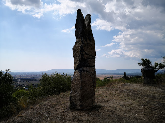 Zalahaláp kőbánya szobrok - Zalahaláp