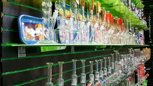 Tobacco Shop «THE GREENMILE VAPE & SMOKE SHOP», reviews and photos, 2014 W Bullard Ave, Fresno, CA 93711, USA