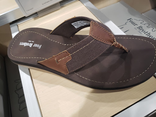 Shoe Store «DSW Designer Shoe Warehouse», reviews and photos, 8506 E 71st St, Tulsa, OK 74133, USA