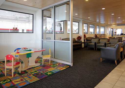 Car Dealer «Putnam Toyota», reviews and photos, 50 California Dr, Burlingame, CA 94010, USA