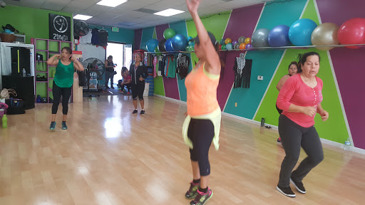 Sporting Goods Store «Big 5 Sporting Goods - Pomona», reviews and photos, 696 W Holt Ave, Pomona, CA 91768, USA