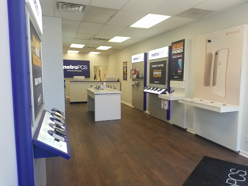 Cell Phone Store «MetroPCS Authorized Dealer», reviews and photos, 563 Amboy Ave, Perth Amboy, NJ 08861, USA