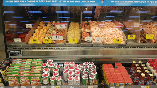 Grocery Store «Schnucks», reviews and photos, 2030 Dorsett Rd, Maryland Heights, MO 63043, USA