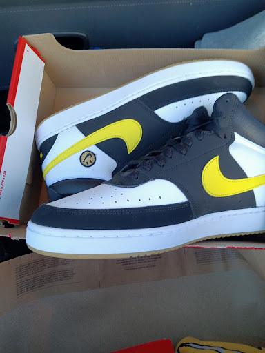 Sporting Goods Store «Nike Factory Store», reviews and photos, 2650 NE Martin Luther King Jr Blvd, Portland, OR 97212, USA