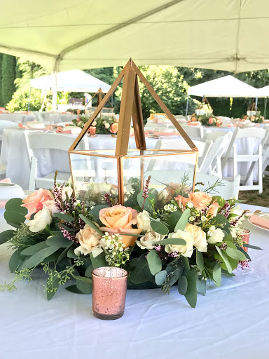 Florist «Flowers by Zsuzsana», reviews and photos, 21300 NW Cornell Rd #1201, Hillsboro, OR 97124, USA