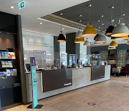 Premier Inn Frankfurt Messe hotel photo