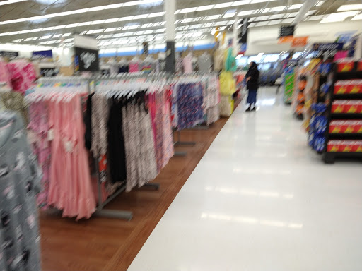 Department Store «Walmart Supercenter», reviews and photos, 814 W Bell Ave, Knoxville, IA 50138, USA