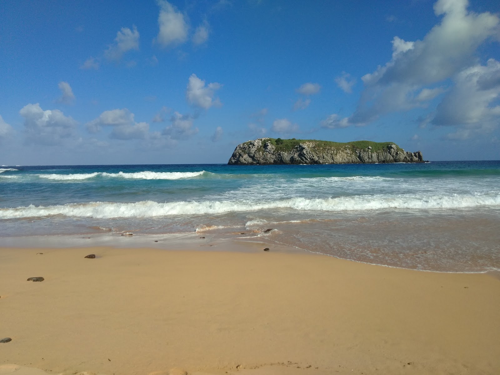 Zdjęcie Praia Do Leao z poziomem czystości wysoki