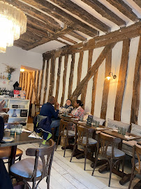 Atmosphère du Afendi - Restaurant Libanais Paris - n°7