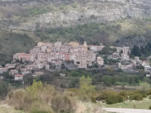 Hameau de la Roubine à Coursegoules