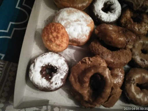 Coffee Shop «Yum Yum Donuts», reviews and photos, 15900 Pioneer Blvd, Norwalk, CA 90650, USA