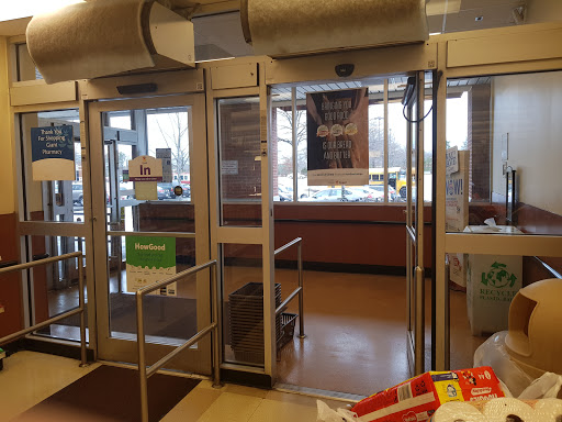 Grocery Store «Giant Food», reviews and photos, 7025 Berry Rd, Accokeek, MD 20607, USA