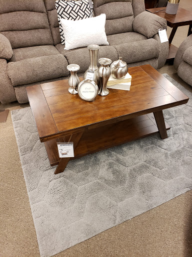 Furniture Store «Ashley HomeStore», reviews and photos, 4068 Commonwealth Ave, Eau Claire, WI 54701, USA