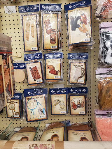 Craft Store «Hobby Lobby», reviews and photos, 910 Great E Plaza, Niles, OH 44446, USA
