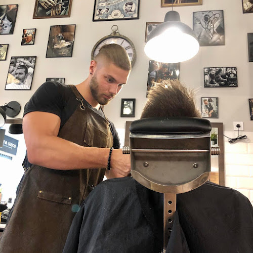Barber Shop Budapest Pólus - Fodrász