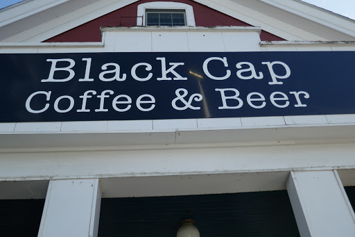 Cafe «Black Cap Coffee & Beer - Espresso - Sandwiches - Craft Beer Store - Wine Shop - Gift Shop», reviews and photos, 144 Main St, Stowe, VT 05672, USA