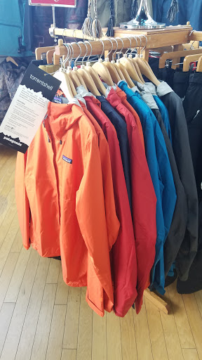 Outdoor Sports Store «Sail and Ski Connection», reviews and photos, 515B US-501, Myrtle Beach, SC 29577, USA
