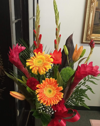 Florist «Rialto Florist», reviews and photos, 114 S Riverside Ave, Rialto, CA 92376, USA