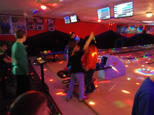 Bowling Alley «Timbers Bowling Lanes», reviews and photos, 1246 Conant St, Maumee, OH 43537, USA