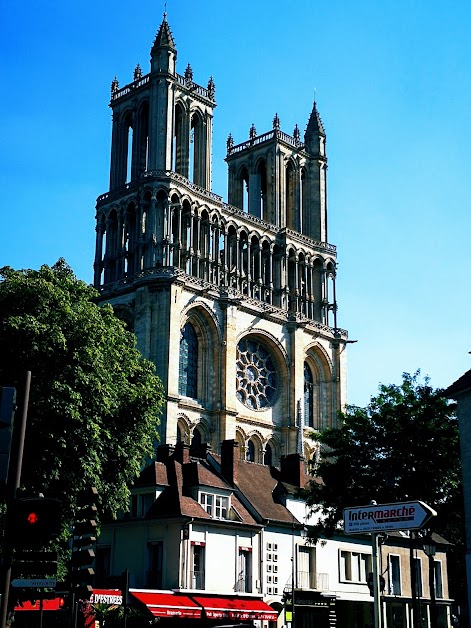 De L Etape à Mantes-la-Jolie