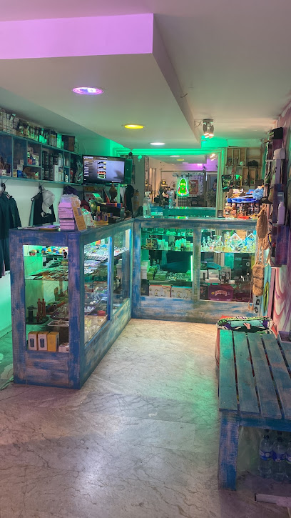Green pug smoke shop