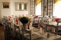 Atmosphère du Restaurant de spécialités provençales L'Escaladou à Arles - n°1