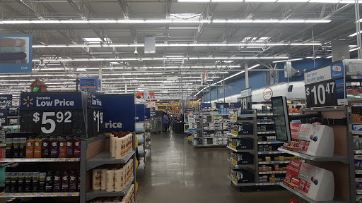 Department Store «Walmart Supercenter», reviews and photos, 8331 S Stewart Ave, Chicago, IL 60620, USA