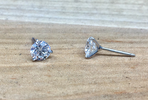 Jewelry Store «Henry C Reid & Son», reviews and photos, 1591 Post Rd, Fairfield, CT 06824, USA