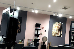 Gil Zoola Hair Salon