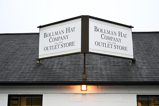 Bollman Hat Company Factory Store, 3017 N Reading Rd, Adamstown, PA 19501, USA, 