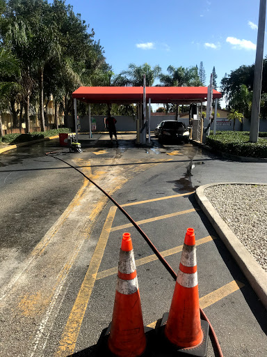 Car Wash «Zips Car Wash», reviews and photos, 17551 NW 27th Ave, Miami Gardens, FL 33056, USA