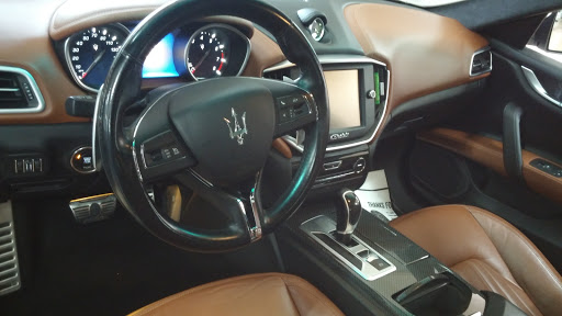 Used Car Dealer «Showroom Auto», reviews and photos, 42-08 35th Ave, Long Island City, NY 11101, USA