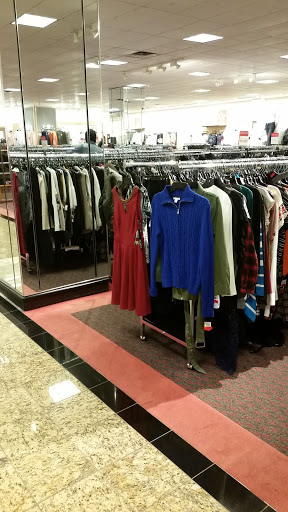 Department Store «Century 21 Department Store», reviews and photos, 1 N Park Pl, Morristown, NJ 07960, USA