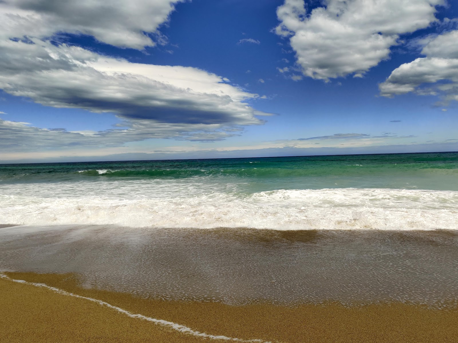 Fotografie cu S14 Beach amplasat într-o zonă naturală