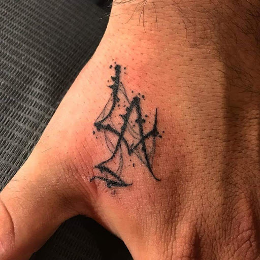 Explore feminine shoulder tattoo ideas, creative tattoo ideas in Venice, available at Ink Monkey Tattoo and Piercing