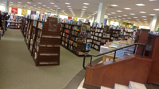 Book Store «Barnes & Noble», reviews and photos, 9850 Brook Rd, Glen Allen, VA 23059, USA