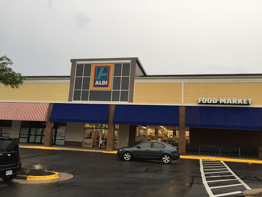 Supermarket «ALDI», reviews and photos, 13920 Lee Jackson Memorial Hwy, Chantilly, VA 20151, USA